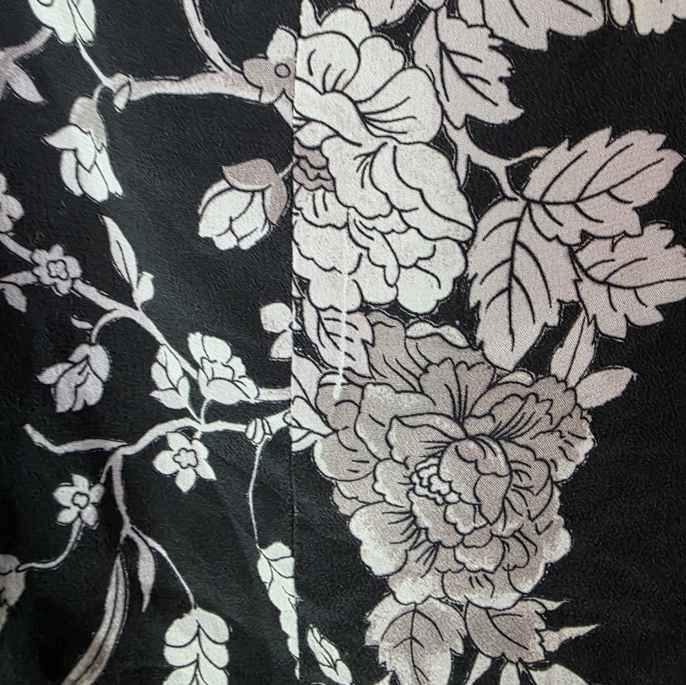 Aritzia Wilfred Floral Silk Camisole Tank Size Medium - Picture 6 of 6